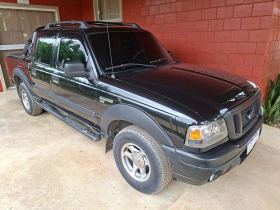 FORD RANGER 2.3 XLT 16V 4X2 CD GASOLINA 4P MANUAL FORD RANGER 2.3 XLT 16V 4X2 CD GASOLINA 4P MANUAL